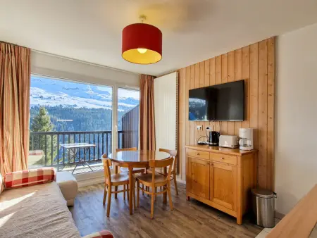 Appartement à Flaine, Appartement confortable avec balcon – Proche pistes et remontées – Parking couvert inclus - L896970