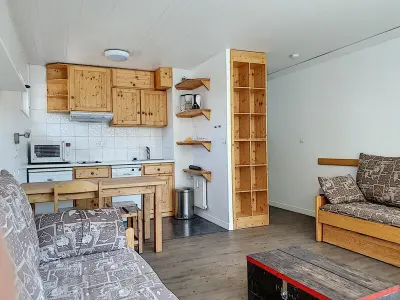 Appartement à Val d'Isère, Appartement Lumineux Centre-Val d'Isère, Balcon Sud, Proche Pistes, 2-4 Pers. - L896984