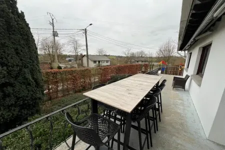Residence Thier Antoine, Maison à Noiseux avec Jacuzzi & Jardin - Photo 8