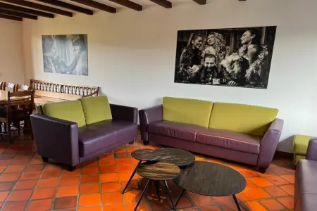 Residence Thier Antoine, Maison à Noiseux avec Jacuzzi & Jardin - Photo 14