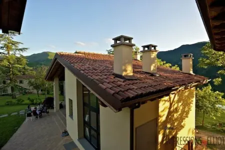 Borgo Belvedere Bilo, Maison à Imola avec forêt et piscine - Photo 2
