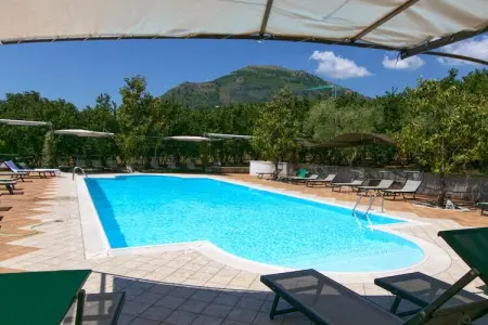 Mandarino, Maison à San Cipriano avec piscine - Photo 1