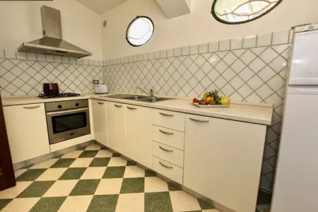 Mandarino, Maison à San Cipriano avec piscine - Photo 4
