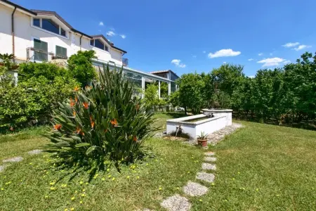 Mandarino, Maison à San Cipriano avec piscine - Photo 10