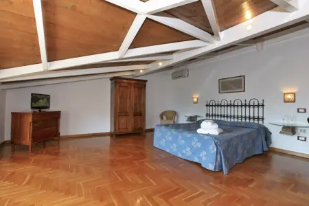 Mandarino, Maison à San Cipriano avec piscine - Photo 13