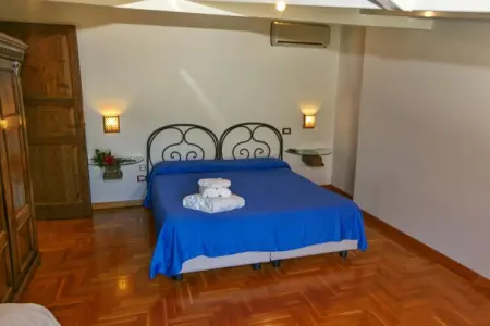 Mandarino, Maison à San Cipriano avec piscine - Photo 15