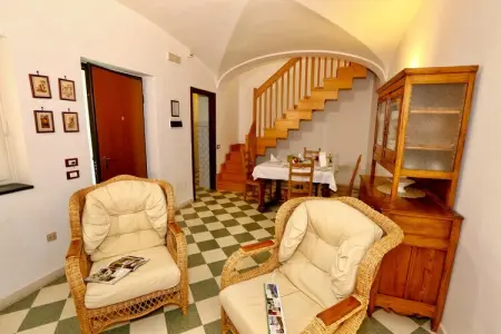 Mandarino, Maison à San Cipriano avec piscine - Photo 18