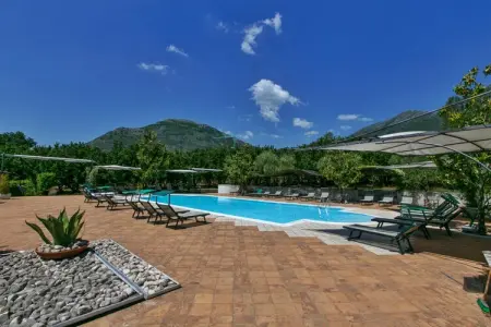 Mandarino, Maison à San Cipriano avec piscine - Photo 19