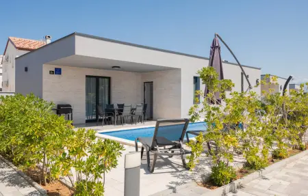 Location Maison 6 personnes à Vir - Photo 10