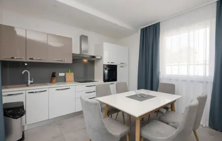 Location Maison 6 personnes à Vir - Photo 18