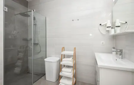 Location Maison 6 personnes à Vir - Photo 27