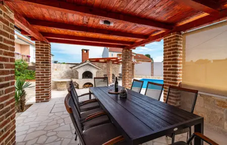 Location Maison 7 personnes à Pridraga - Photo 14