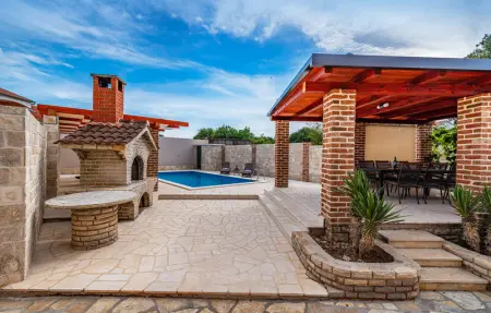 Location Maison 7 personnes à Pridraga - Photo 16