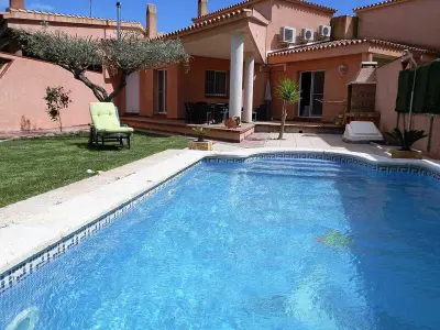 Maison à Deltebre, Maison près de la mer avec piscine privée, climatisation, wifi, animaux acceptés et plage pour chiens - L851684