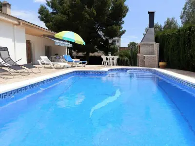 Maison à L'Ametlla de Mar, Maison de Vacances: Piscine Privée, Près de la Mer, Animaux Bienvenus, Plage pour Chiens - L851694