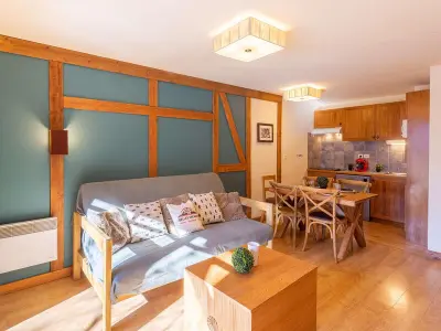 Appartement à Saint Lary Soulan, Appartement central avec piscine, sauna, parking et balcon - 6 personnes - N°947306