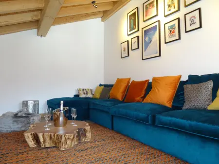 Chalet avec jacuzzi, sauna, accès direct aux pistes et Wifi - Photo 2