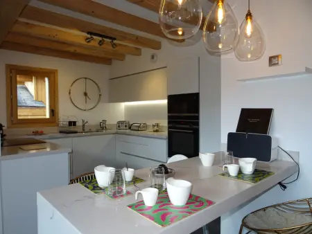 Chalet avec jacuzzi, sauna, accès direct aux pistes et Wifi - Photo 14