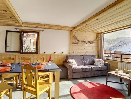 Appartement à Les Menuires, Charmant Appart 3 pièces avec cabine, skis aux pieds, parking inclus - L956284