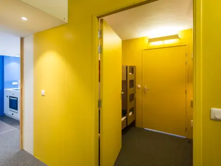 Appartement rénové calme avec balcon, wifi, parking inclus, proche Transarc et commerces - Photo 10