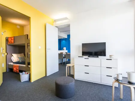 Appartement calme, rénové, balcon, près commerces et ski, 7-8 pers, parking inclus. WiFi gratuit. - Photo 13