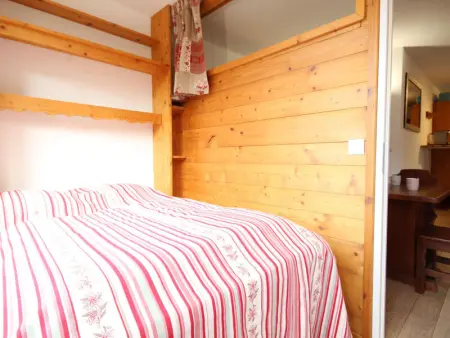 Appartement Rénové au Centre, Balcon Sud-Ouest, Wifi Gratuit, Proche Pistes et Commerces - Photo 5