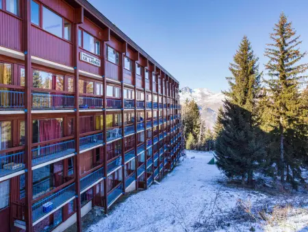 Appartement Rénové au Centre, Balcon Sud-Ouest, Wifi Gratuit, Proche Pistes et Commerces - Photo 13