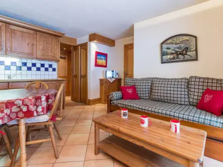 Appartement au pied des pistes · Balcon · Wifi gratuit · 6 personnes - Photo 2