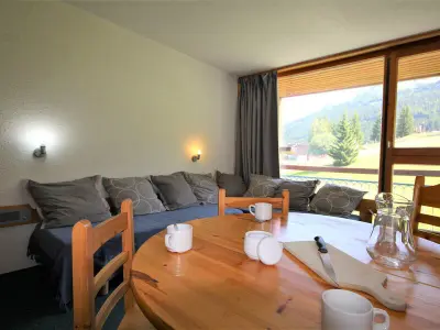 Appartement à Les Arcs 1800, Studio agréable au centre station avec balcon et Wifi gratuit - L897200