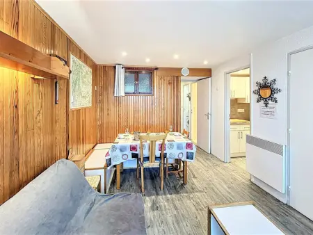 Appartement rénové, accès direct pistes, piscine, animaux admis - Photo 1