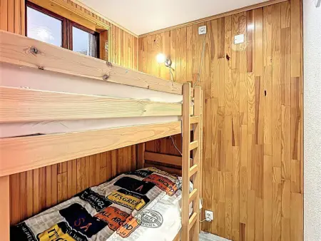 Appartement rénové, accès direct pistes, piscine, animaux admis - Photo 11