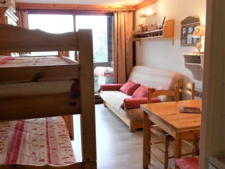 Studio cosy skis aux pieds avec balcon et piscine chauffée - Photo 10