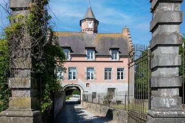 Château de Senzeilles 1, Maison 8 personnes à Cerfontaine BE-5630-10