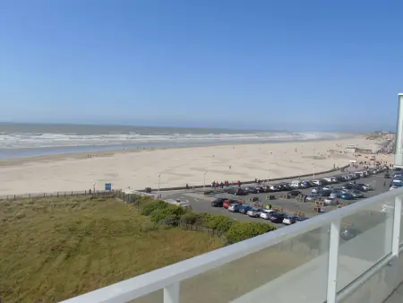 Grand T3 vue mer avec balcon et parking, accès direct plage - Photo 1