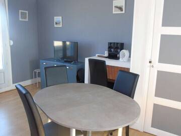 Location Wohnung in Berck Plage,Appart T2 rénové front de mer avec balcon et parking à Berck-Plage FR-1-674-12 N°897349