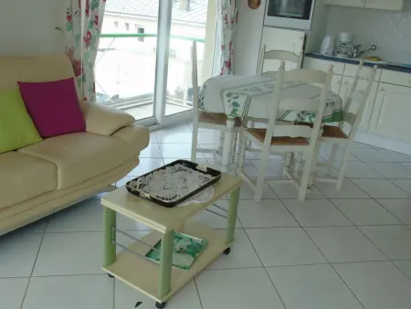 Appartement lumineux à 2 pas de la plage, balcon, ascenseur, TV, lave-linge, animaux admis - Photo 1