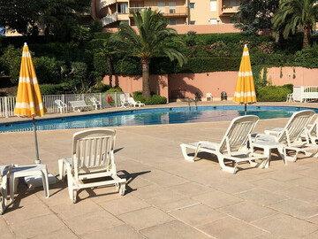 Location Appartement à Antibes,Studio avec terrasse, parking et piscine - Antibes La Badine FR-1-252-183 N°1003538