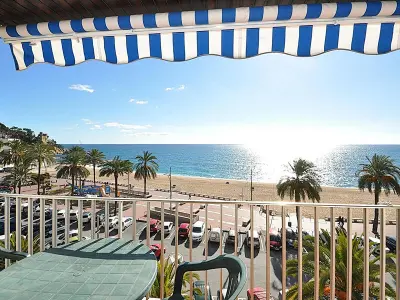 Appartement à Lloret de Mar, Apartamento Doble 4CD, vista al mar, playa 30m, 4/6 personas, terraza. - L897527