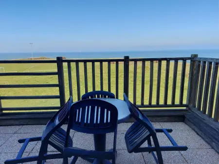 Duplex avec balcon, parking, animaux admis, et Wi-Fi - Photo 2