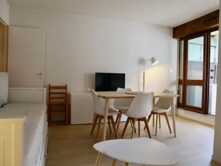 Appartement T2 Rénové à 2 min de la Plage, Centre Seignosse, Tout à Pied, Draps et Ménage Inclus - Photo 3