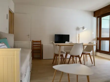 Appartement T2 Rénové à 2 min de la Plage, Centre Seignosse, Tout à Pied, Draps et Ménage Inclus - Photo 4