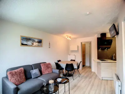 Appartement à Les Belleville, 2 pièces rénové, 4 pers, sud, au pied des pistes, parking, cuisine équipée - L897601