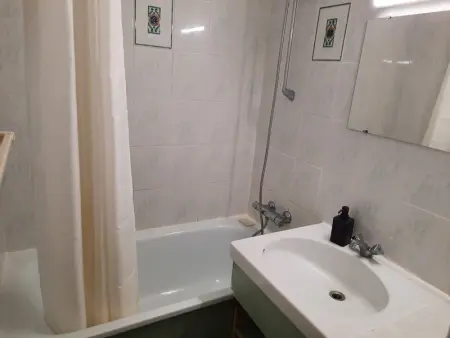 Appartement Lumineux à Seignosse, Proche Plage, Commerces et Activités, Parking, Wifi et Balcon - Photo 9