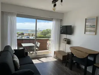 Wohnung in Ploemeur,Studio bord de mer pour 2 avec terrasse et Wifi à Ploemeur FR-1-184-262 N°897790