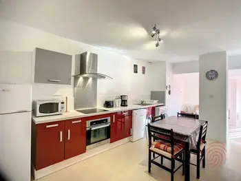 Wohnung in Lamalou les Bains,Appartement F3 lumineux avec Wi-Fi, à 200m des Thermes de Lamalou, animaux acceptés, classé 3 étoiles FR-1-451-165 N°897796