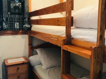 Appartement lumineux sur les pistes, balcon sud, parking gratuit, pour 6 personnes - Photo 3