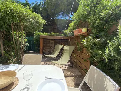 Appartement à Gruissan, Studio cabine rénové 4 pers. avec terrasse et parking privé - Gruissan Port - L897967