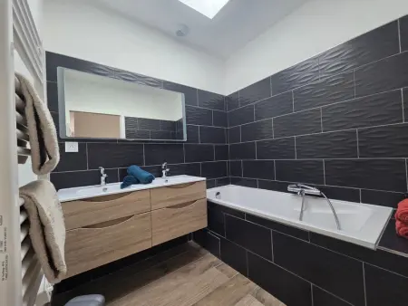 Maison de vacances à La Plaine-sur-Mer, 3 chambres, proche de la plage, jardin et plancha - Photo 10