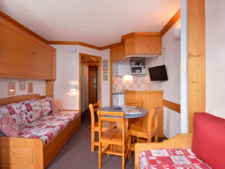 Studio chaleureux au pied des pistes avec balcon - Photo 1