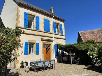 Gite à Pierrefitte sur Loire,Maison de famille au cœur du Bourbonnais, 18ème siècle, charme et confort, proche loisirs et commerces FR-1-489-387 N°852814